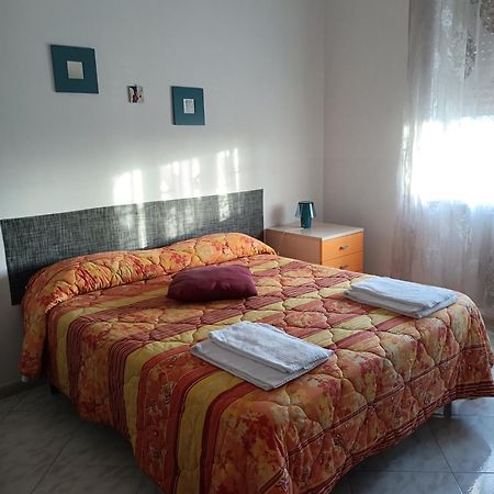 Le Note Di Napoli Apartment ภายนอก รูปภาพ